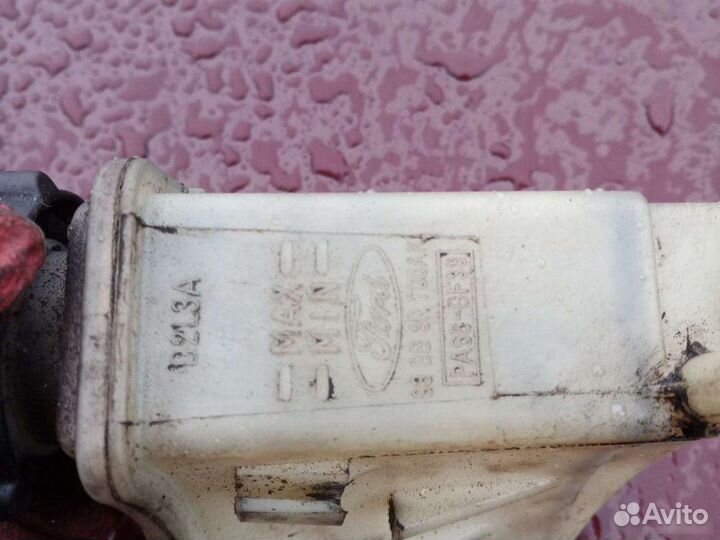 Бачок гидроусилителя Ford Mondeo 2 лифтбек 1.8I