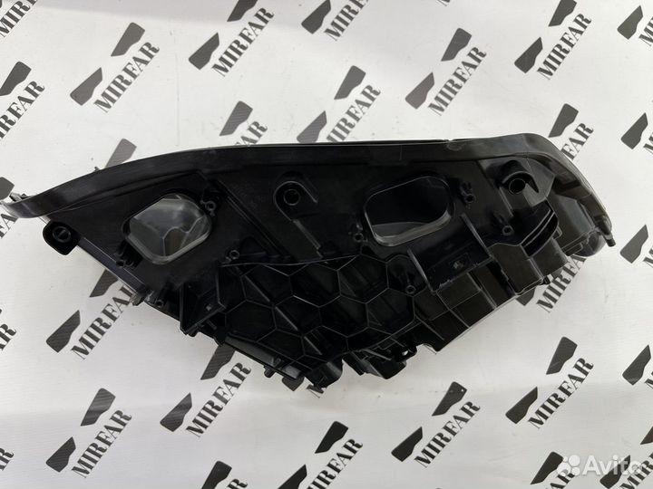 Левый корпус фары BMW 1 series F20 2015-2019