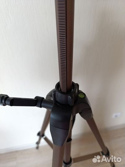 Штатив для фотоаппарата hama