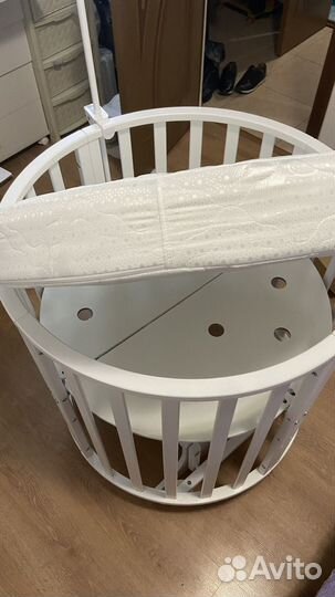 Кроватка с маятником. Трансформер