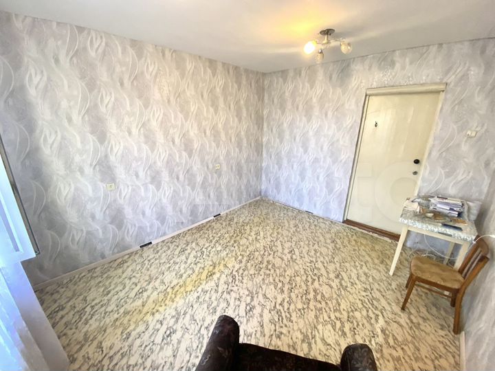 Комната 13 м² в 2-к., 1/5 эт.