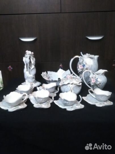Фарфоровый сервиз ручной работы в подарок