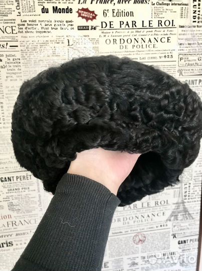 Берет каракулевый, шапка женская натуральный мех