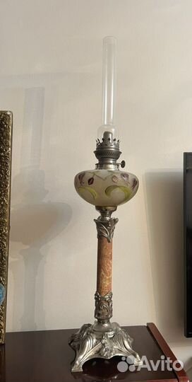 Антикварная французская керосиновая лампа