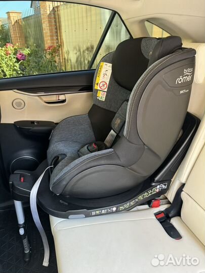 Автомобильное кресло britax romer dualfix