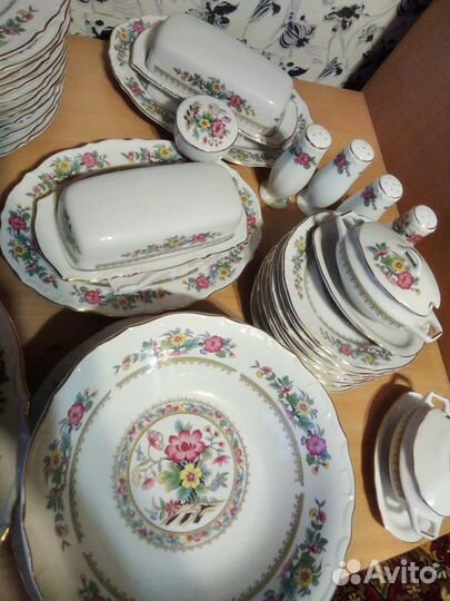 Продам Японский столовый сервиз sone 3686