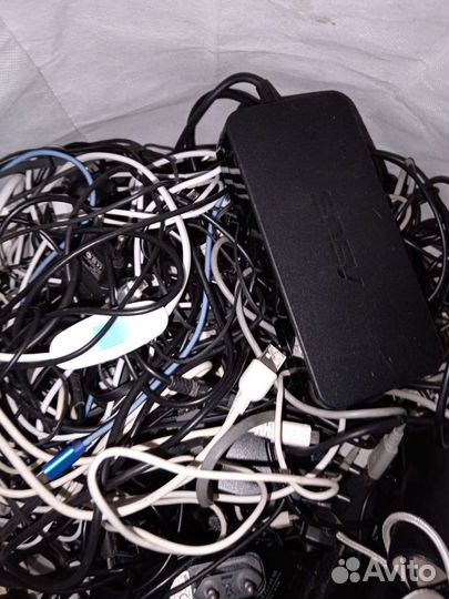 Зарядные устройства одним лотом