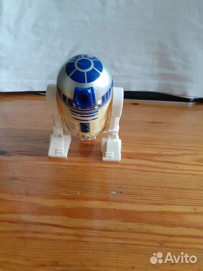 Фигурки из Макдональдса и Бургер кинга