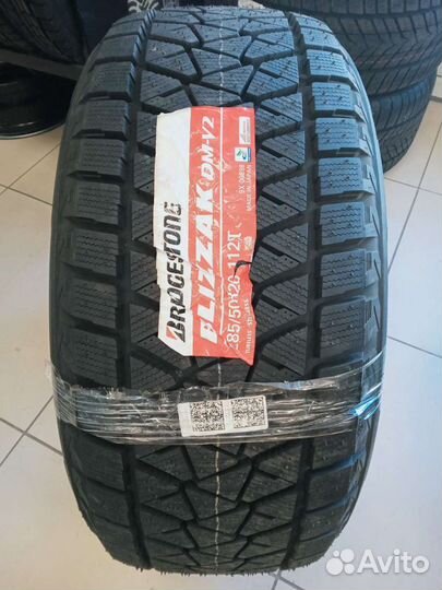 Bridgestone Blizzak DM-V2 285/50 R20 112T
