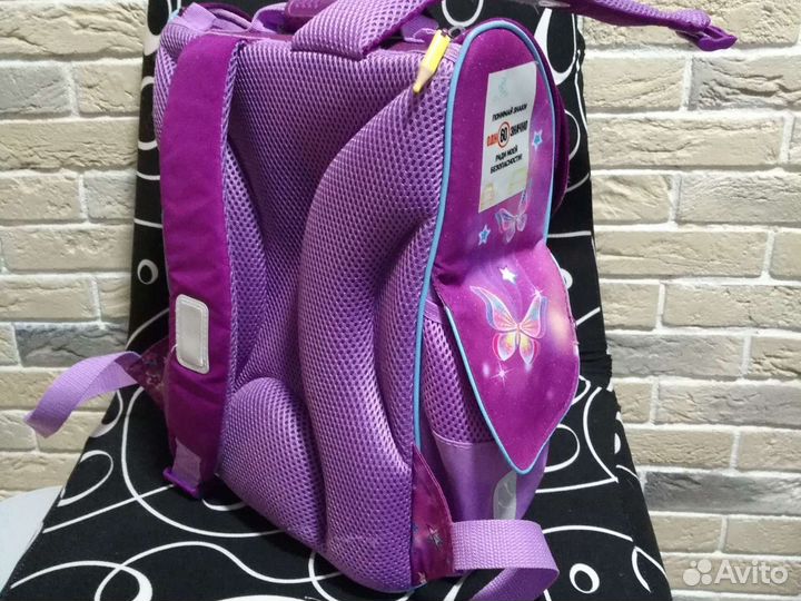 Рюкзак школьный