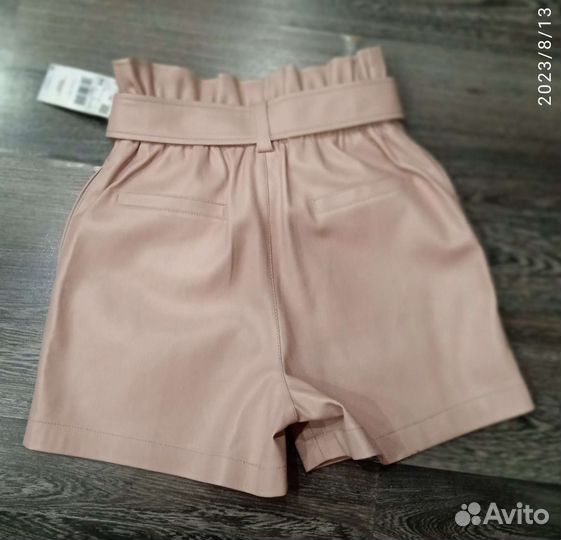 Новые шорты из эко-кожи mango