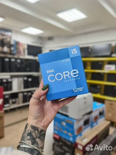 Процессор Intel Core i5-12600k box новый