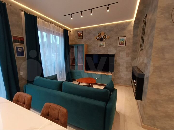 4-к. квартира, 83,4 м², 1/2 эт.