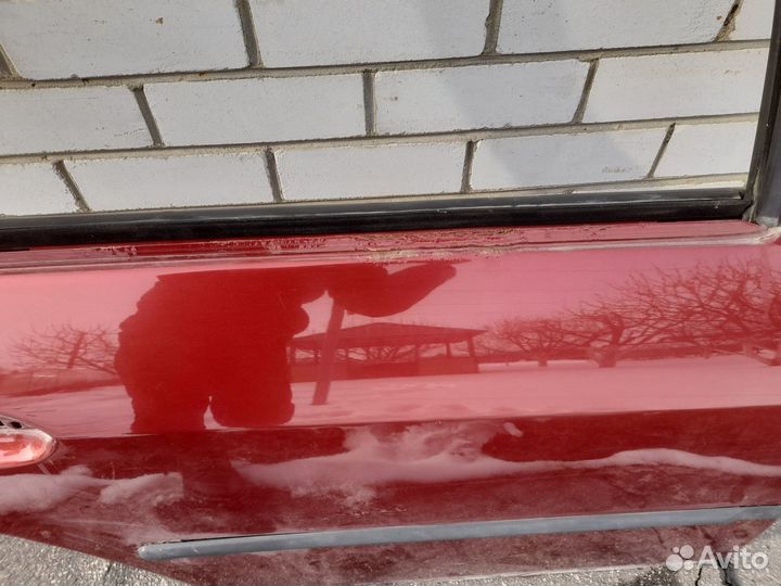 Дверь задняя правая renault logan 1