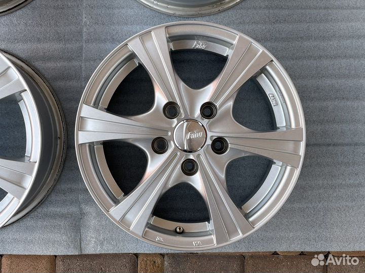 Диски 15” 5х114.3 Weds Fang