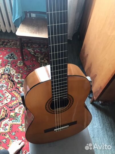 Классическая гитара yamaha c40