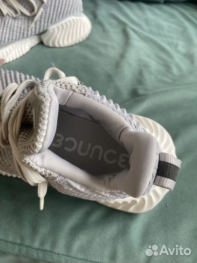 Кроссовки женские adidas