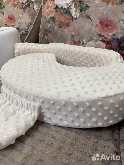 Подушка для кормления ergofeed новая