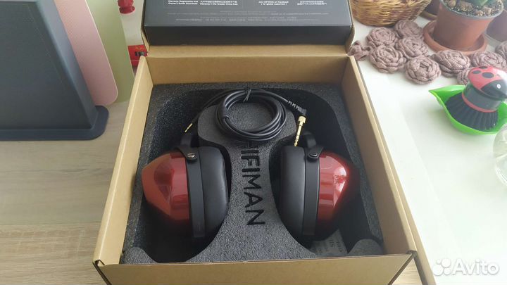 Hifiman HE-R9