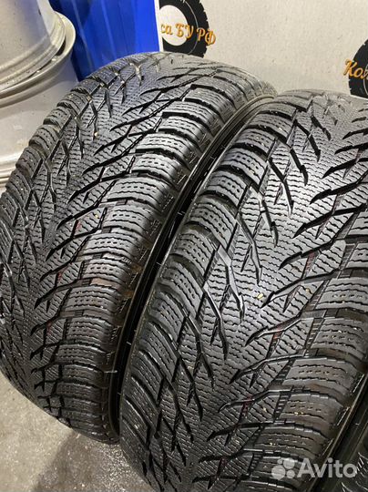Nokian Tyres Hakkapeliitta R3 215/55 R17 98R