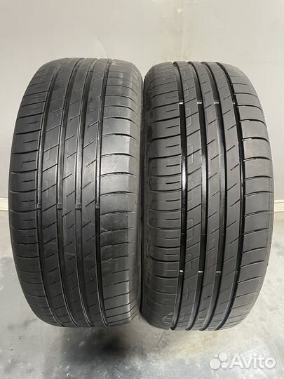 Goodyear EfficientGrip Performance 225/55 R17