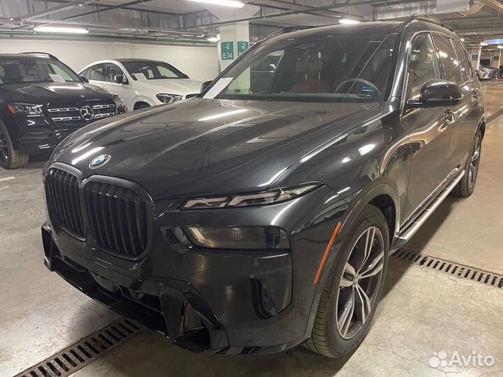 BMW X7 3.0 AT, 2023, 647 км