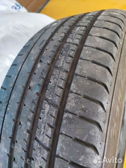 Pirelli P Zero 225/40 R19 и 255/35 R19