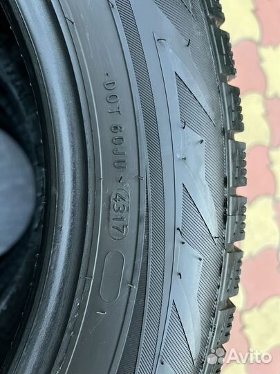 Nokian Tyres Nordman RS2 SUV 215/60 R17 100R