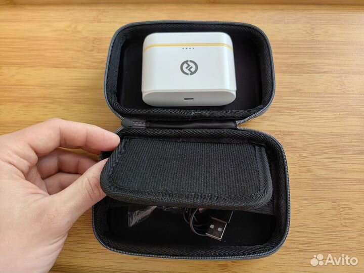 Микрофон петличный Hollyland Lark C1 Duo Lightning