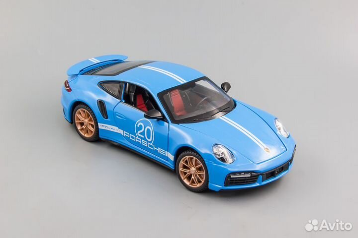 Металлическая инерционная машинка Porsche 911