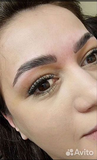 Наращивание ресниц брови