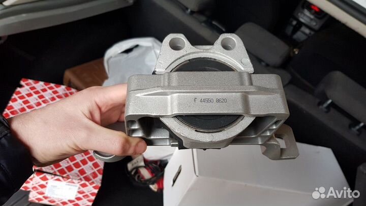 Опора двигателя focus 2/3 для 1,6 1,8