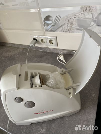 Мясорубка электрическая moulinex