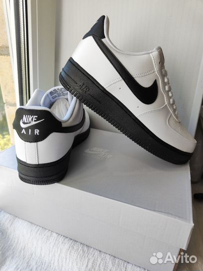 Nike Air Force 1