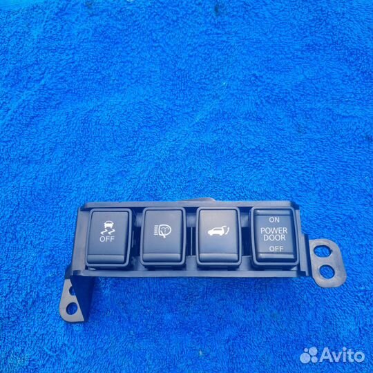 Блок кнопок Nissan Pathfinder R52 681673JA0A