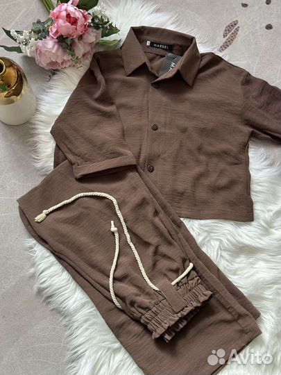 Лёгкий женский костюм двойка