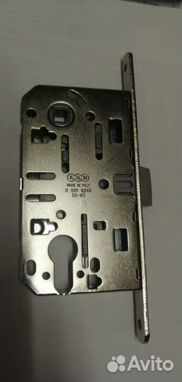 Межкомнатные замки AGB