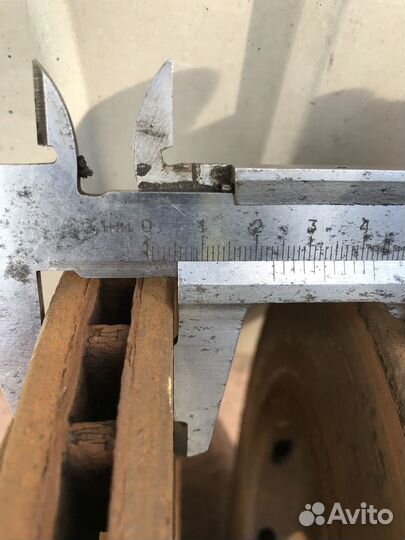 Диск тормозной передний пара Mitsubishi Colt Z30