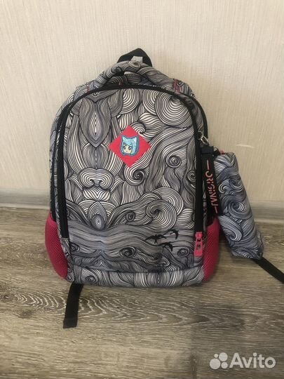 Рюкзак школьный для девочки