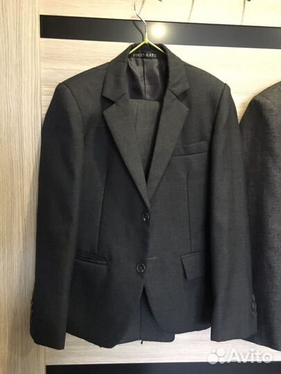 Костюм школьный р122-128 и р134