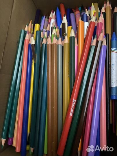 Карандаши цветные и чернографитные