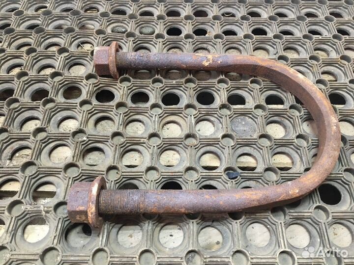 Стремянка задней рессоры Полуприцепы Schmitz