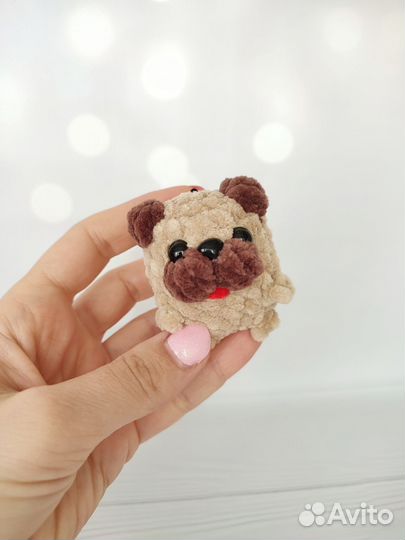 Щенки мопса брелок