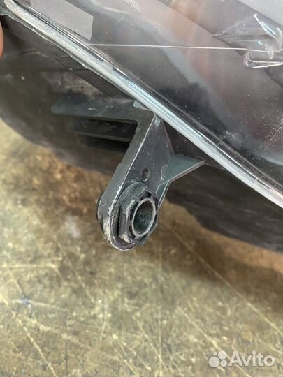 Фара правая VW Golf Plus галоген