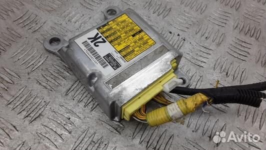 Блок управления airbag toyota RAV 4 ZSA3 (95A18OQ0