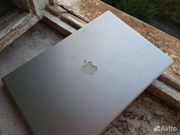Macbook pro 17 2008