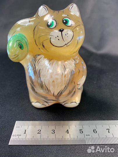 Фигурки кошек из натуального камня