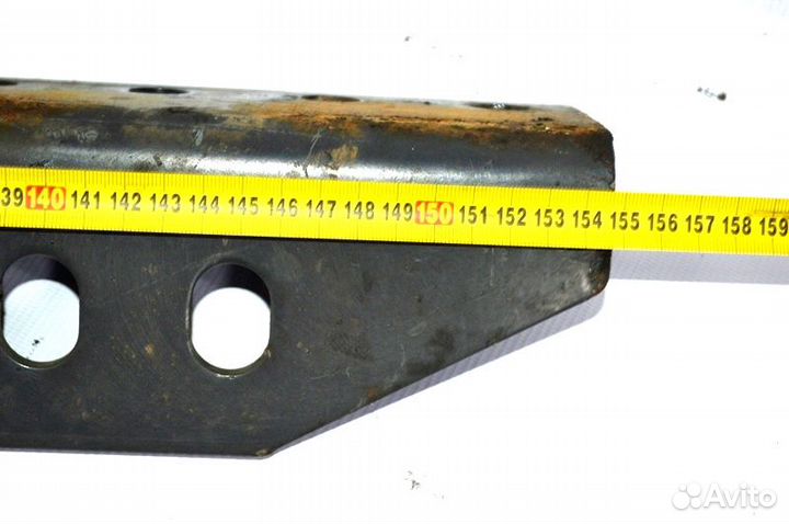 Уголок сцепного устройства (седла), левый mercedes