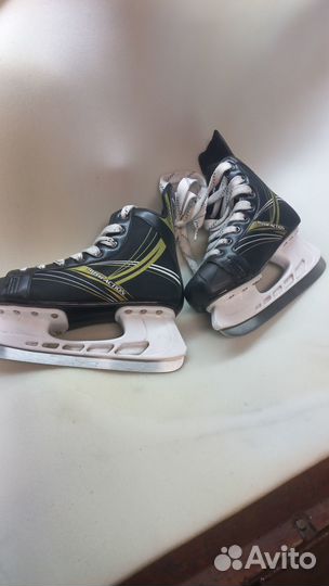 Коньки хоккейные