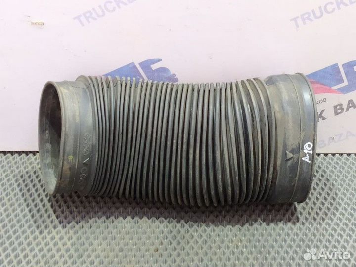 Патрубок воздушного фильтра Mercedes-Benz Axor